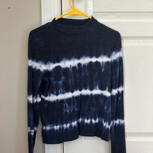 Longe sleeve american eagle size medium